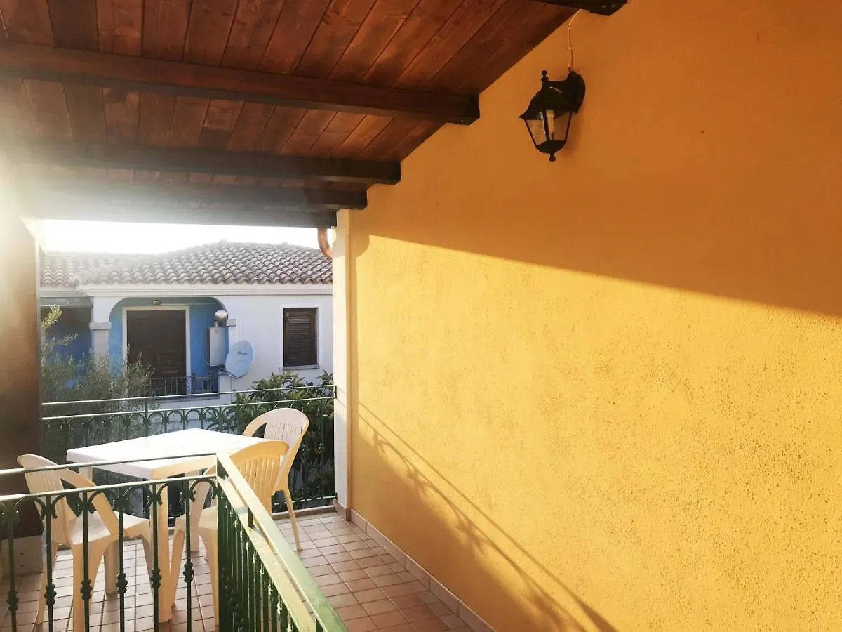 Melo Beach Apartments Tanaunella