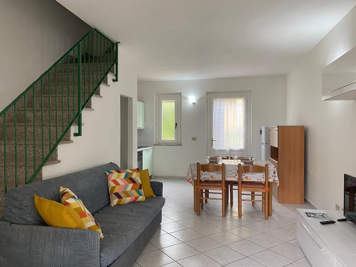 Melo Beach Apartments Tanaunella