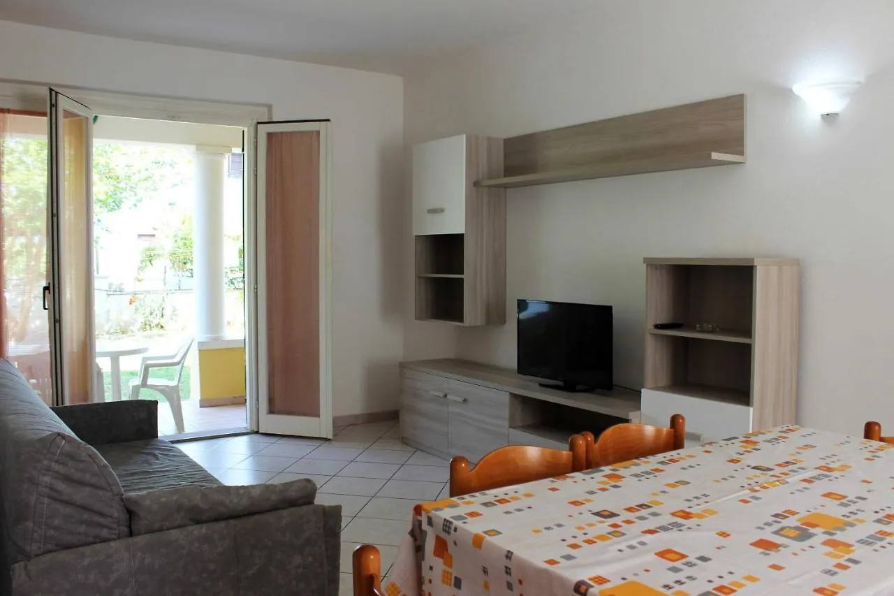 Melo Beach Apartments Tanaunella