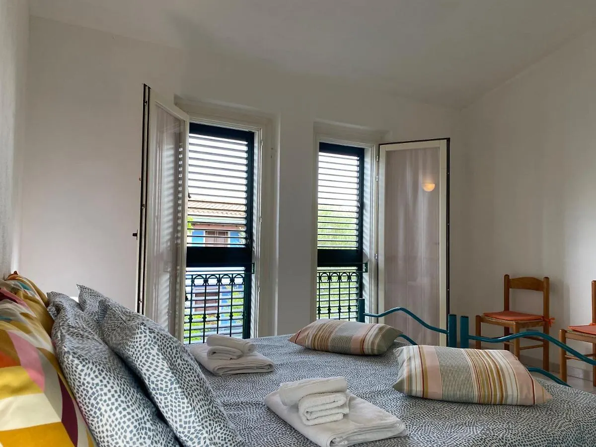 Melo Beach Apartments Tanaunella