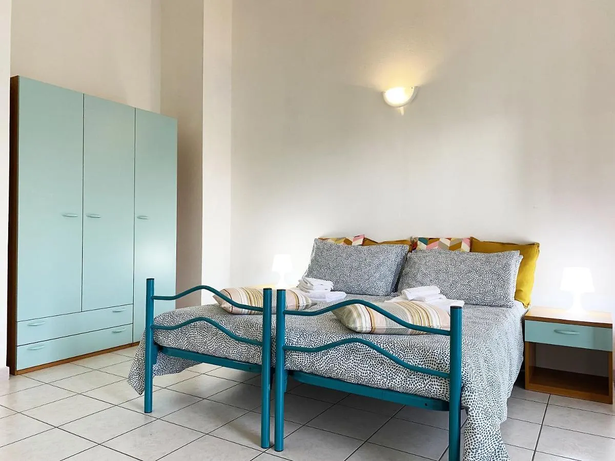 Melo Beach Apartments Tanaunella 0*,