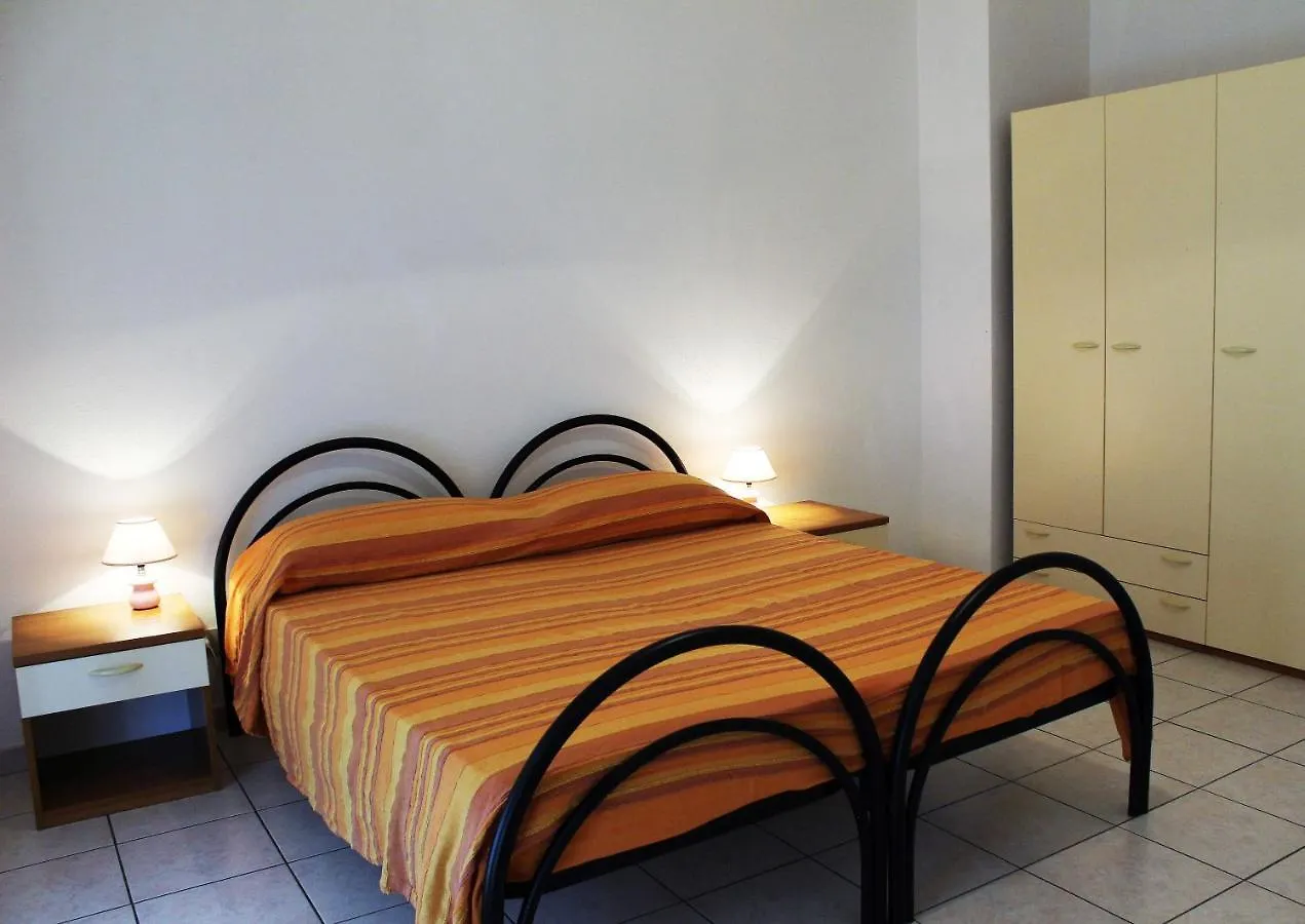 Melo Beach Apartments Tanaunella