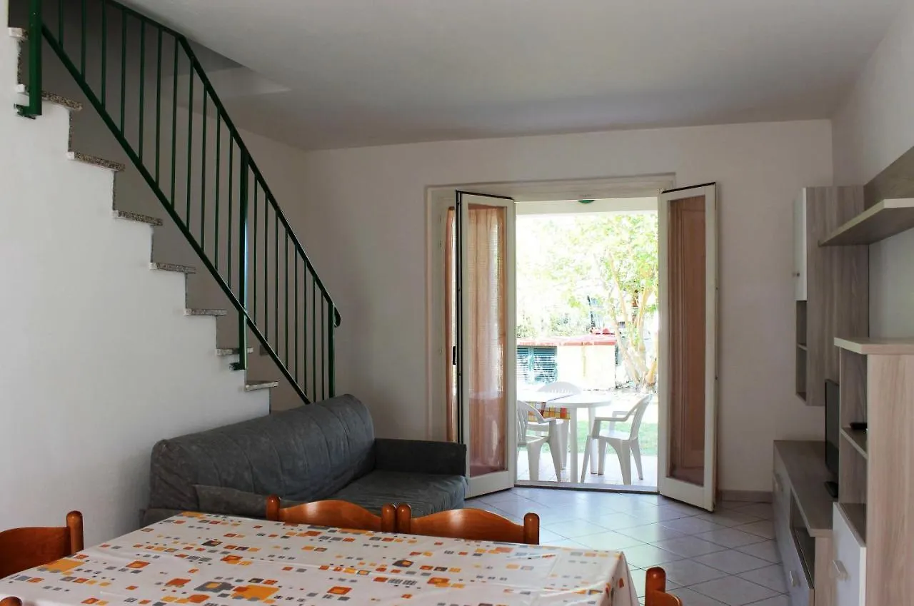Melo Beach Apartments Tanaunella