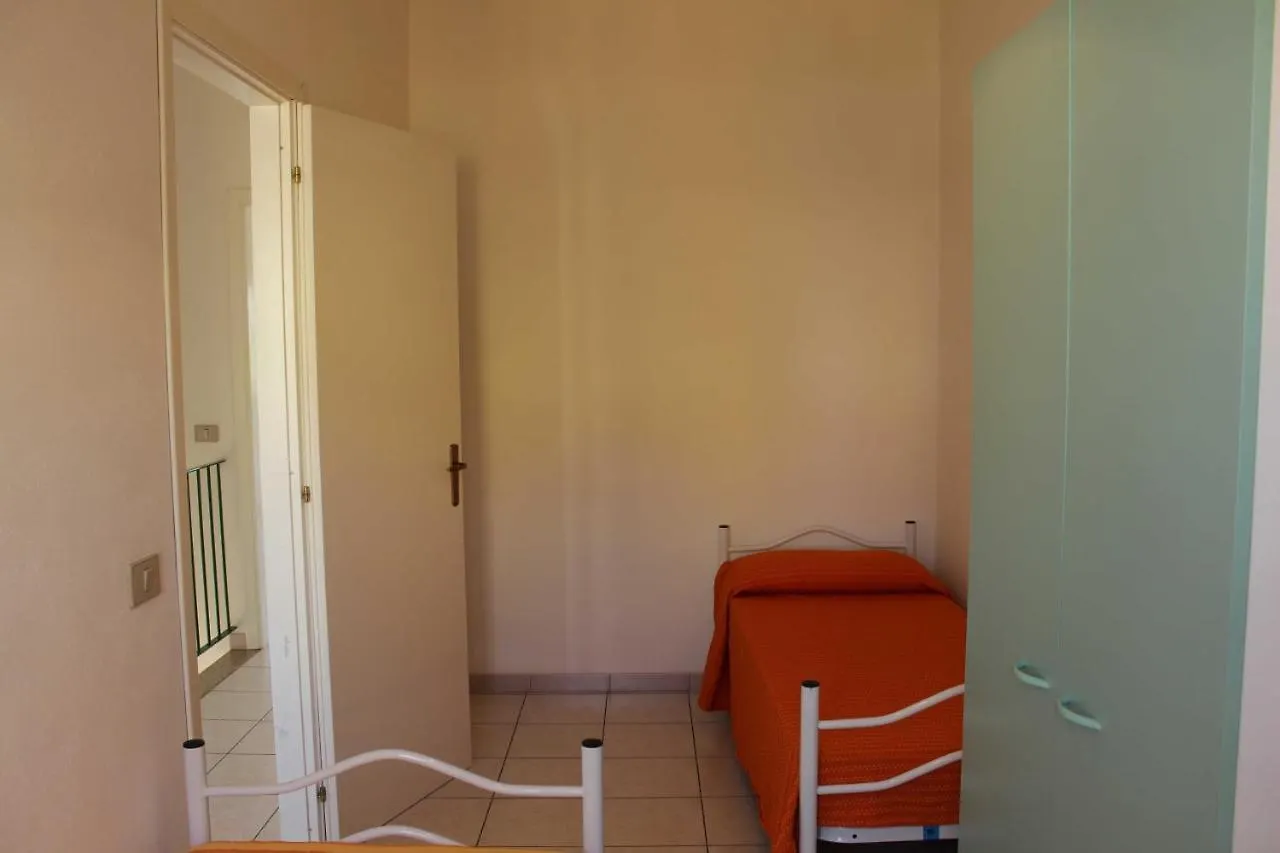 Melo Beach Apartments Tanaunella