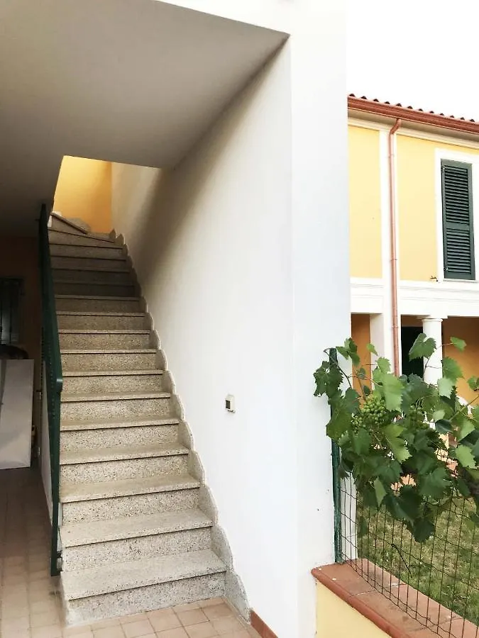 Melo Beach Apartments Tanaunella