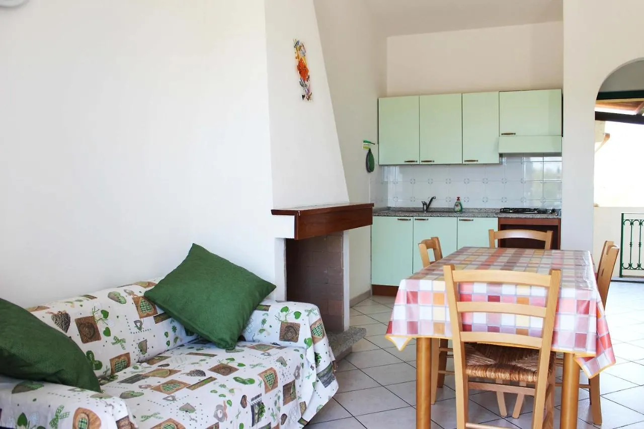 Melo Beach Apartments Tanaunella