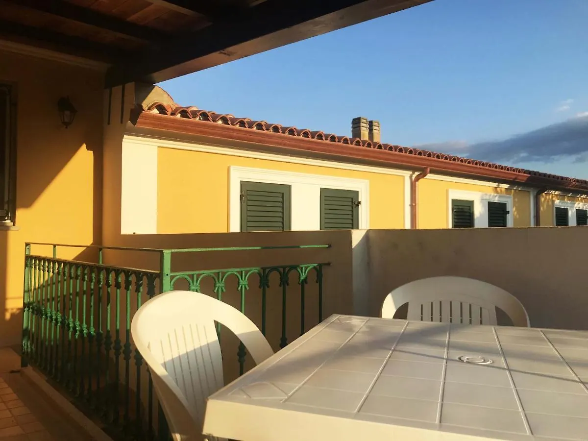 Melo Beach Apartments Tanaunella